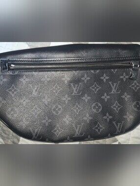 Louis Vuitton Black Monogram Canvas Men’s Sling Bag